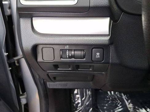 Used 2016 Subaru Forester 2.5i Premium w/ All-Weather Package AWD/4WD image 24