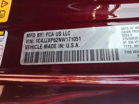 Used 2022 Jeep Wrangler Unlimited Sahara w/ Cold Weather Group image 38