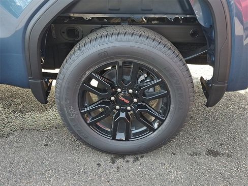 New 2026 GMC Sierra 1500 Elevation image 5
