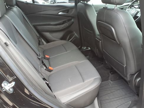 Used 2023 Buick Encore GX Preferred w/ Cold Weather Comfort Package AWD/4WD image 24
