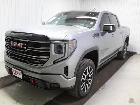 Used 2025 GMC Sierra 1500 AT4 w/ AT4 Premium Package image 3
