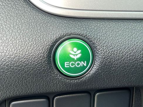 Used 2016 Honda CR-V SE image 16