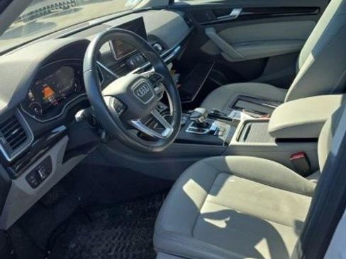 Used 2020 Audi Q5 e Premium Plus AWD/4WD image 3