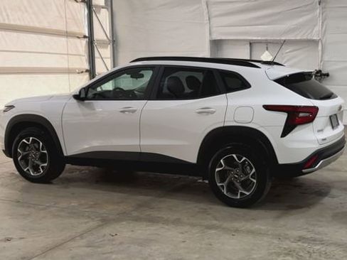 New 2026 Chevrolet Trax LT w/ Driver Confidence Package image 6