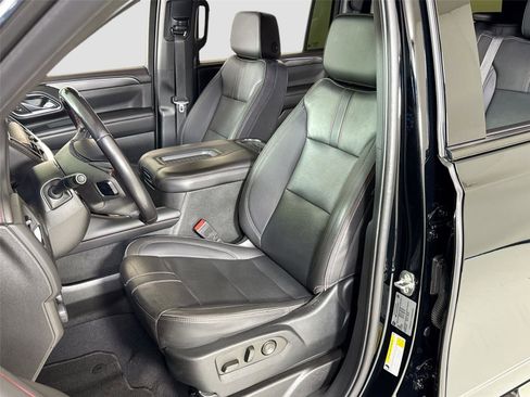 Used 2023 Chevrolet Suburban RST image 14