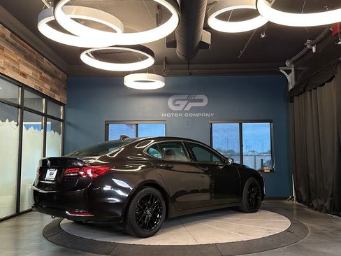 Used 2015 Acura TLX V6 w/ Technology Package FWD image 3