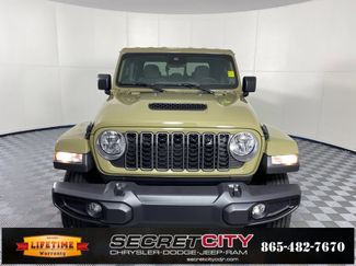 New 2025 Jeep Gladiator Sport video 2