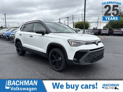 New 2025 Volkswagen Taos SE