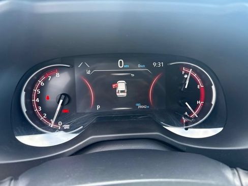 Used 2023 Toyota RAV4 LE FWD image 16