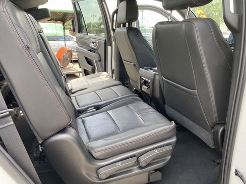 Used 2021 Chevrolet Tahoe RST RWD image 20