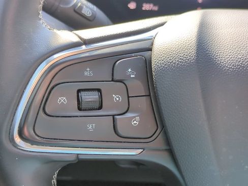 Used 2024 Buick Encore GX Avenir w/ Avenir Convenience Package FWD image 24