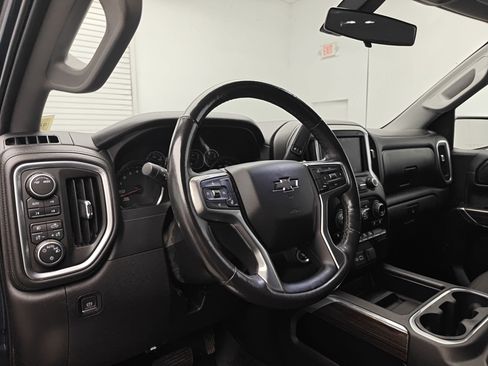 Certified 2021 Chevrolet Silverado 1500 LT Trail Boss w/ Bed Protection Package AWD/4WD image 4