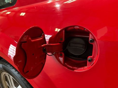 Used 2005 Ford Mustang GT Premium image 43