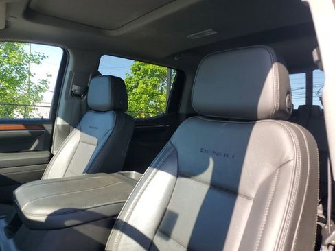 Used 2023 GMC Sierra 1500 Denali w/ Denali Reserve Package AWD/4WD image 13