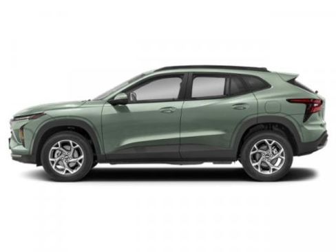 New 2026 Chevrolet Trax ACTIV w/ Driver Confidence Package FWD image 3