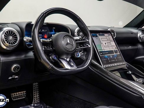Used 2022 Mercedes-Benz SL 63 AMG 4MATIC image 21