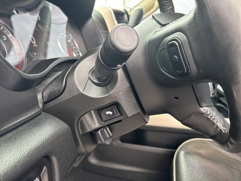 Used 2019 RAM 3500 Laramie image 53