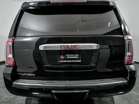 Used 2020 GMC Yukon Denali image 10