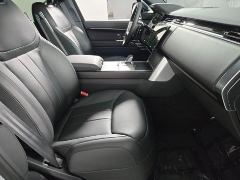 New 2026 Land Rover Range Rover Long Wheelbase SE image 3