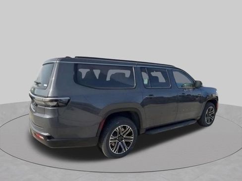 New 2026 Jeep Grand Wagoneer L 4WD w/ Premium Group I image 11