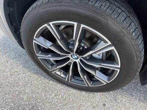 Certified 2025 BMW X5 xDrive40i AWD/4WD image 10