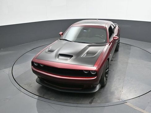 Used 2019 Dodge Challenger R/T Scat Pack w/ Dynamics Package RWD image 37