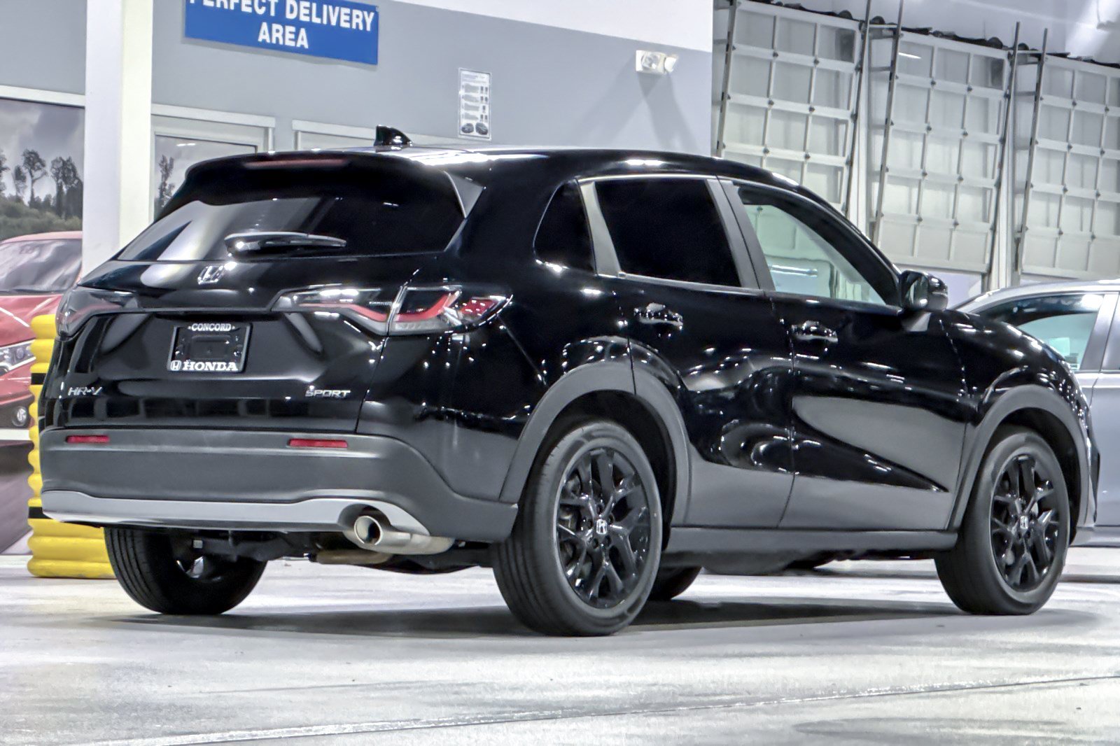 Used 2024 Honda HR-V Sport image 9