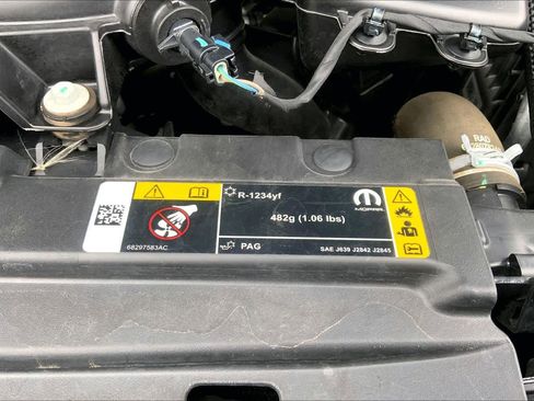 Used 2022 Jeep Gladiator Mojave image 32