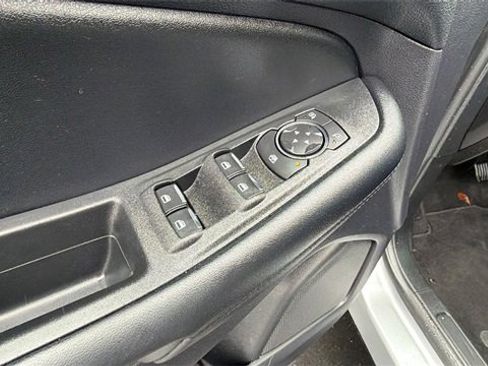 Used 2022 Ford Edge SE w/ Black Appearance Package image 20