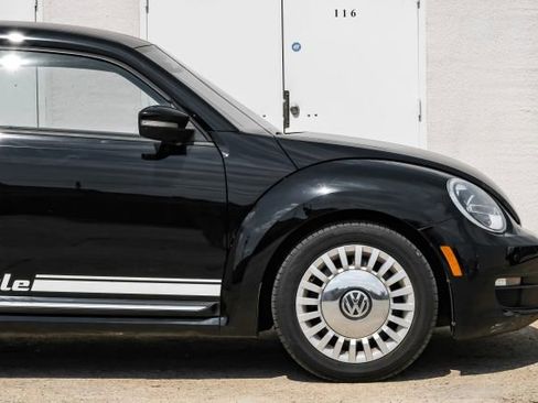 Used 2014 Volkswagen Beetle 1.8T image 9