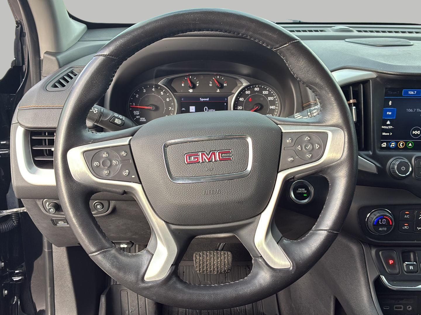 Used 2021 GMC Terrain SLT w/ Infotainment Package II AWD/4WD image 12