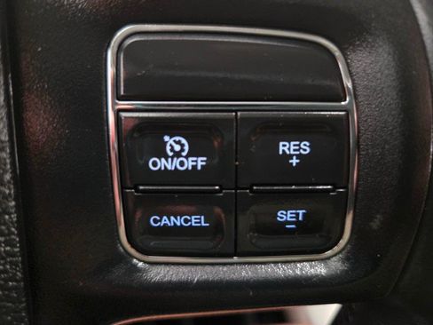 Used 2016 RAM 3500 Big Horn image 46