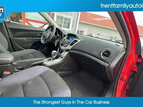 Used 2016 Chevrolet Cruze LT image 50