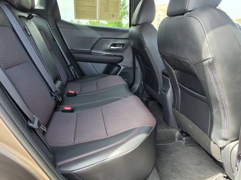 Used 2025 Nissan Kicks SR FWD image 25