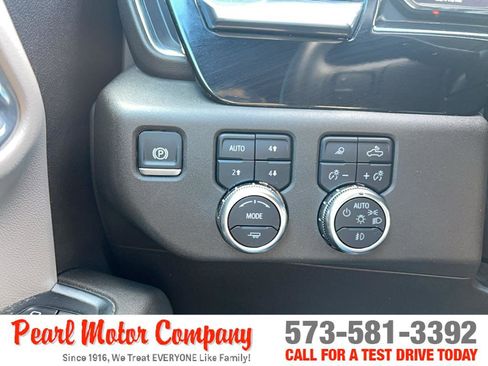 Certified 2024 GMC Sierra 2500 SLT w/ Max Trailering Package image 15