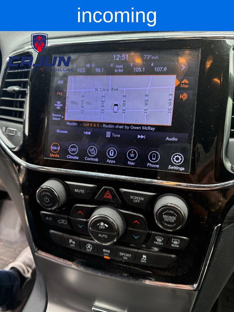 Used 2020 Jeep Grand Cherokee Laredo w/ Laredo X Package RWD image 20