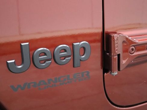 Used 2021 Jeep Wrangler Unlimited Sport AWD/4WD image 36