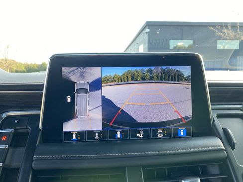 Used 2021 GMC Yukon SLT w/ SLT Luxury Plus Package image 40