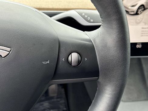 Used 2023 Tesla Model Y Long Range AWD/4WD image 10