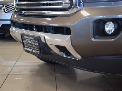 Used 2015 GMC Canyon SLT w/ Driver Alert Package image 16