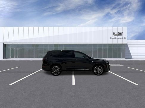 Certified 2023 Cadillac XT6 Sport w/ Technology Package AWD/4WD image 2