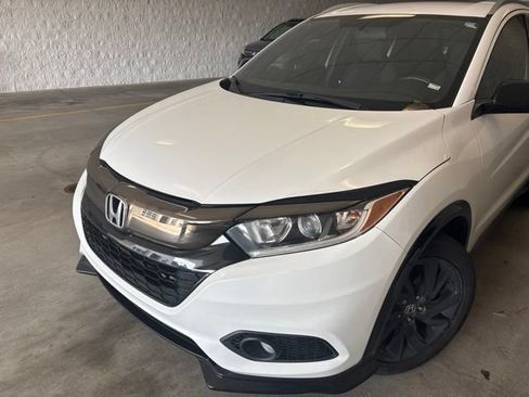 Used 2021 Honda HR-V Sport image 1