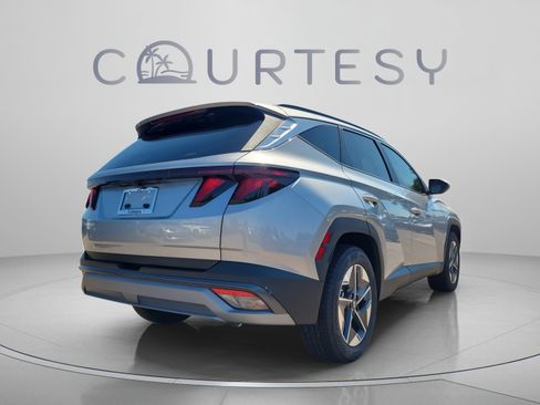 New 2026 Hyundai Tucson SEL FWD image 4
