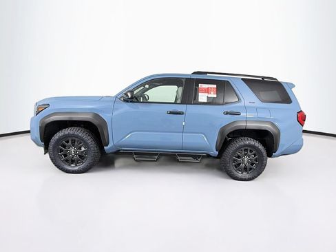 New 2026 Toyota 4Runner SR5 AWD/4WD image 5