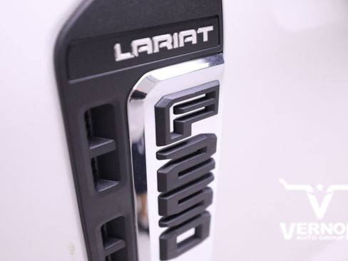 New 2026 Ford F250 Lariat w/ Chrome Package image 45