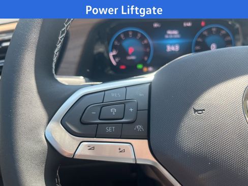 New 2026 Volkswagen Atlas SE FWD image 10