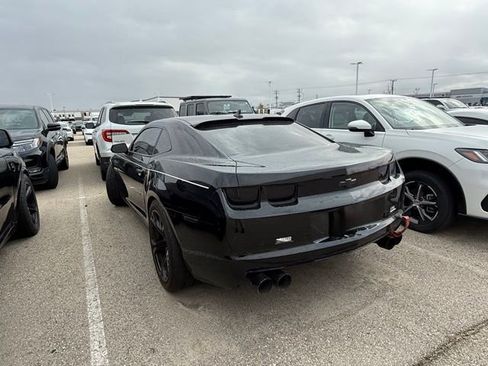 Used 2010 Chevrolet Camaro SS w/ RS Package RWD image 2
