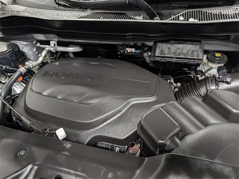 Used 2024 Honda Passport TrailSport image 32