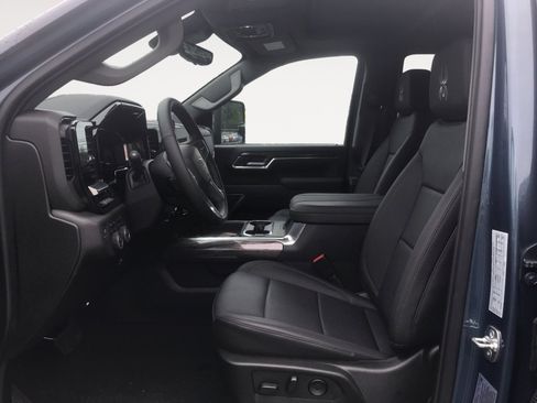 New 2025 Chevrolet Silverado 2500 LTZ w/ Trail Boss Package image 9