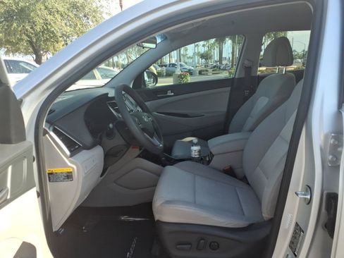 Used 2017 Hyundai Tucson SE w/ SE Popular Package 02 FWD image 15